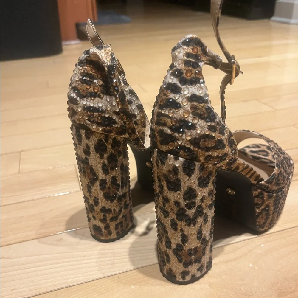 NWT Azalea Wang Leopard Wilmore Rhinestone Platform Heel